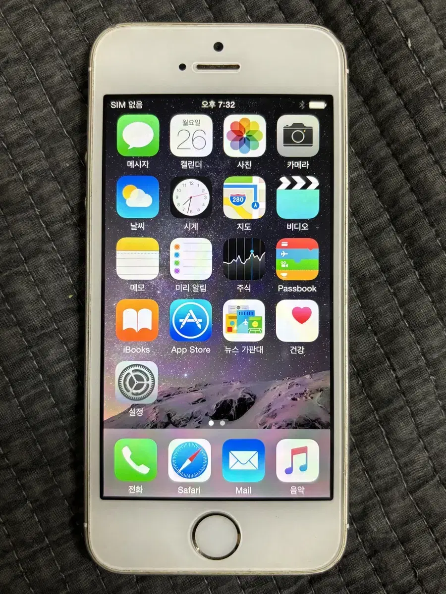 iPhone5s 16GB Gold  50096